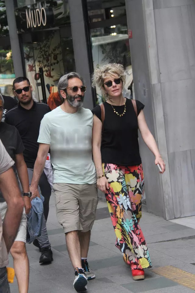 Fırat Tanış ve Zeynep Günay aşkı Cihangir’de patladı! Uzaklaştırma sonrası ilk kare olay yarattı