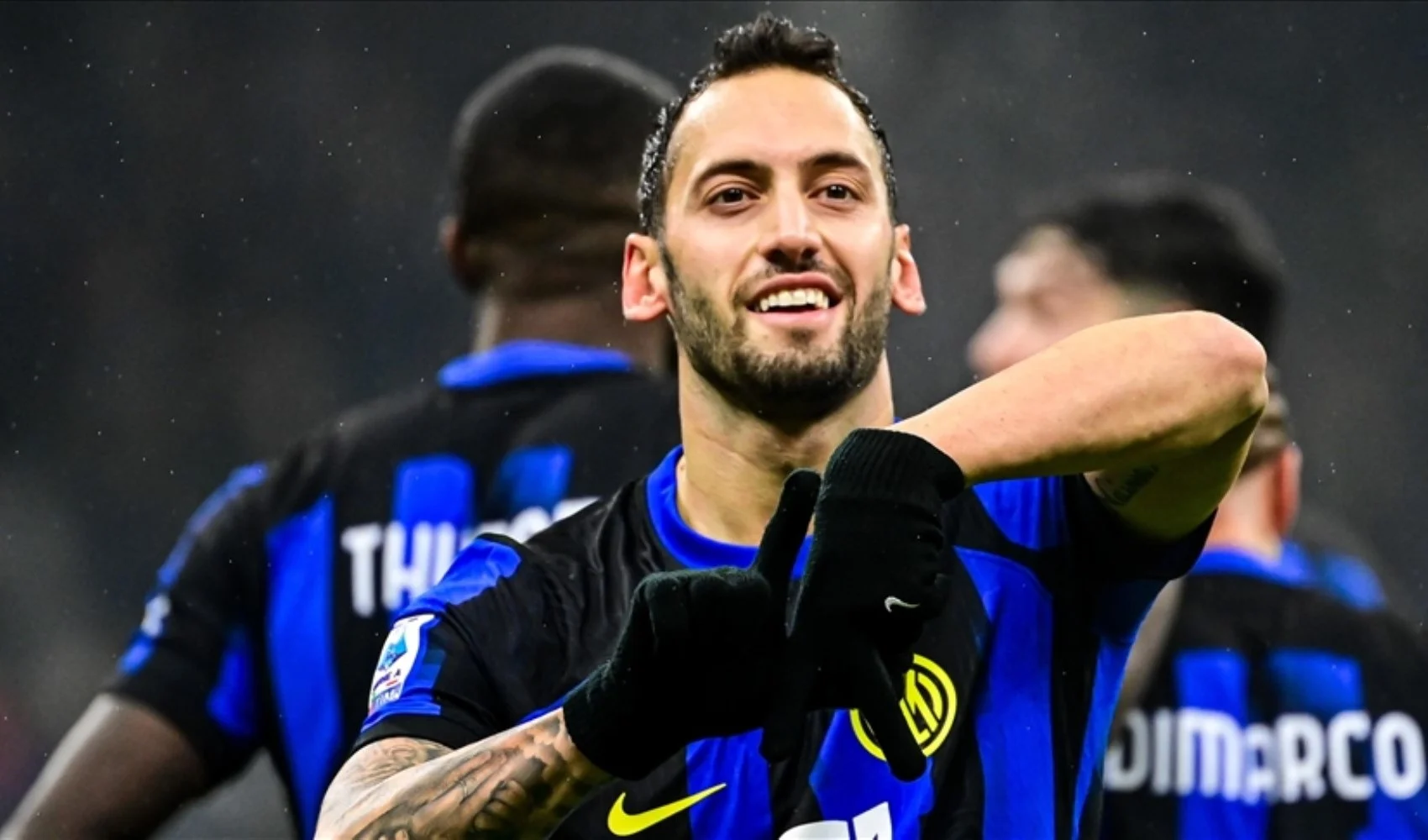 Hakan Çalhanoğlu İlk 11’de mi? Como-Inter Maçı Şifresiz CANLI İzle Linki ve Muhtemel 11’ler!