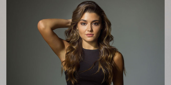Hande Erçel Kimdir? Nereli, Kaç Yaşında? Saç Rengi Ne?