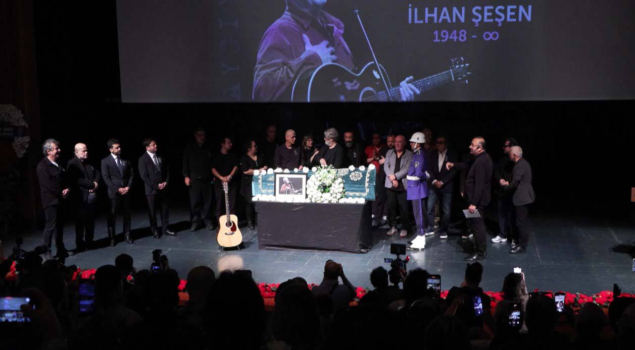 İlhan Şeşen’e Son Veda: Cenazesi Asansörde Mahsur Kaldı, Gözyaşları Sel Oldu