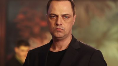 Ertan Saban, tabii platformunda yayınlanacak olan “İtiraf” dizisiyle ekranlara dönüyor.