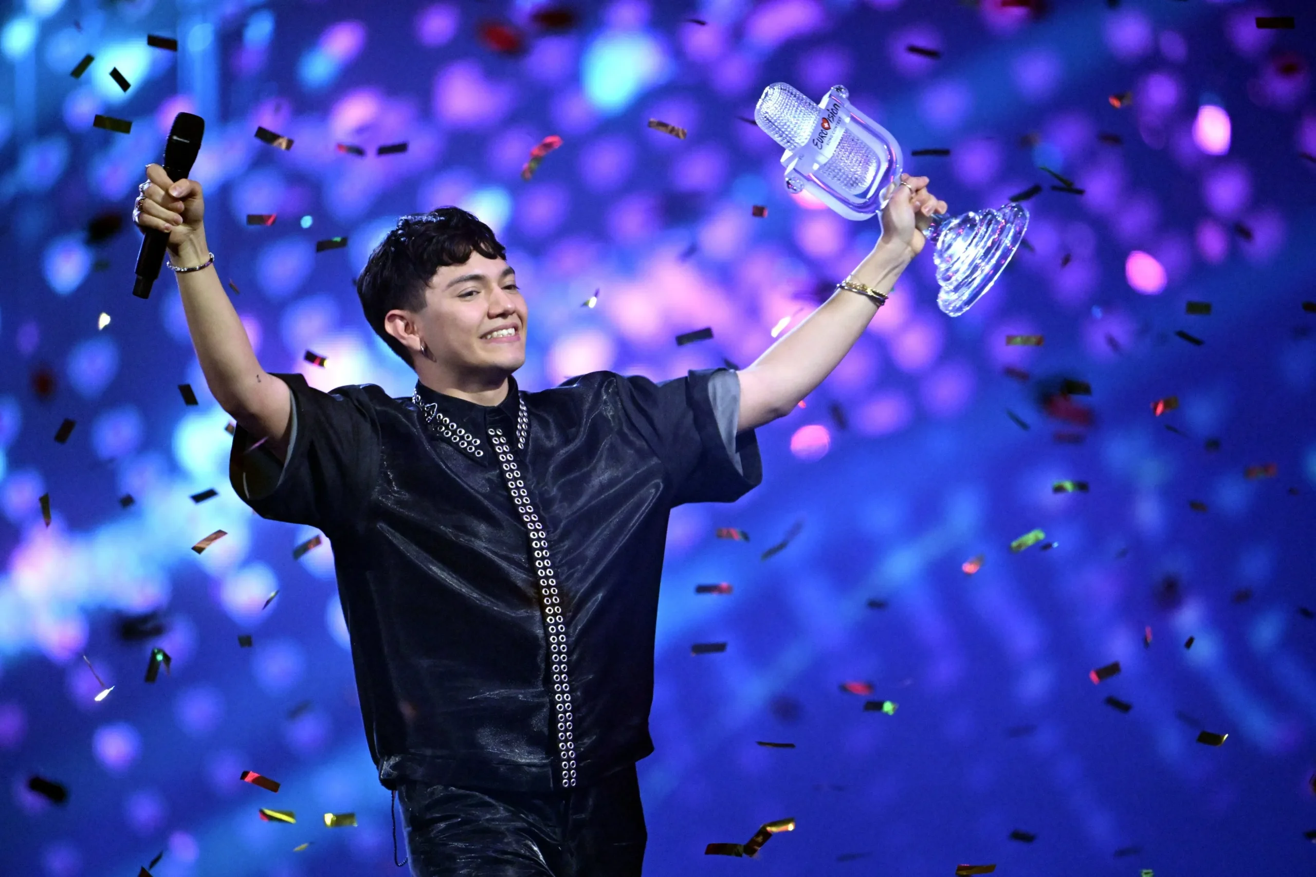 Johannes Pietsch Kimdir, aslen nereli, Kaç Yaşında? Eurovision kim kazandı, hangi ülke kazandı 2025? JJ hangi şarkıcıdır?