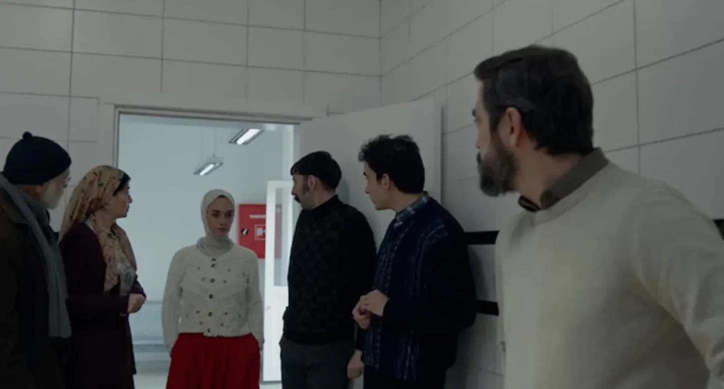 Kadın Gassal Kimdir? Gassal Dizisinde Baki’nin Partneri Hande Soral kimdir?