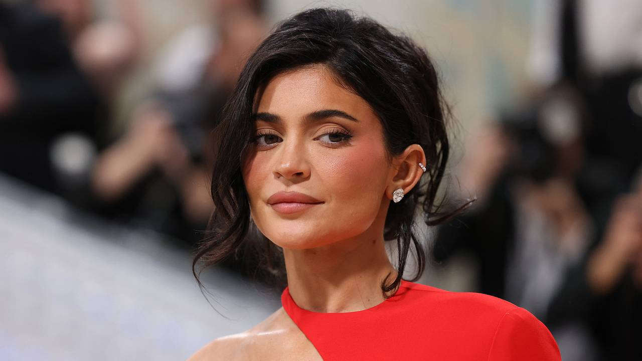 Kylie Jenner Kimdir? Kylie Jenner Yaşı, Nereli ve Başarı Hikayesi