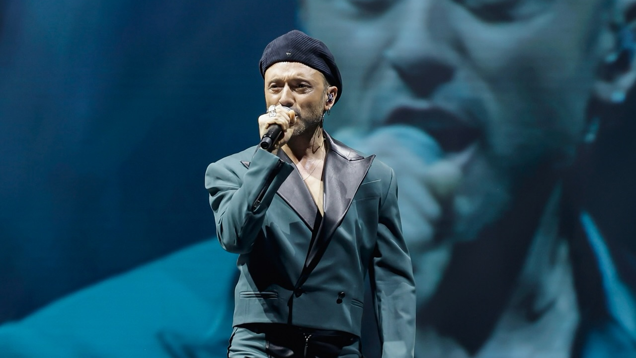 Mabel Matiz kimdir