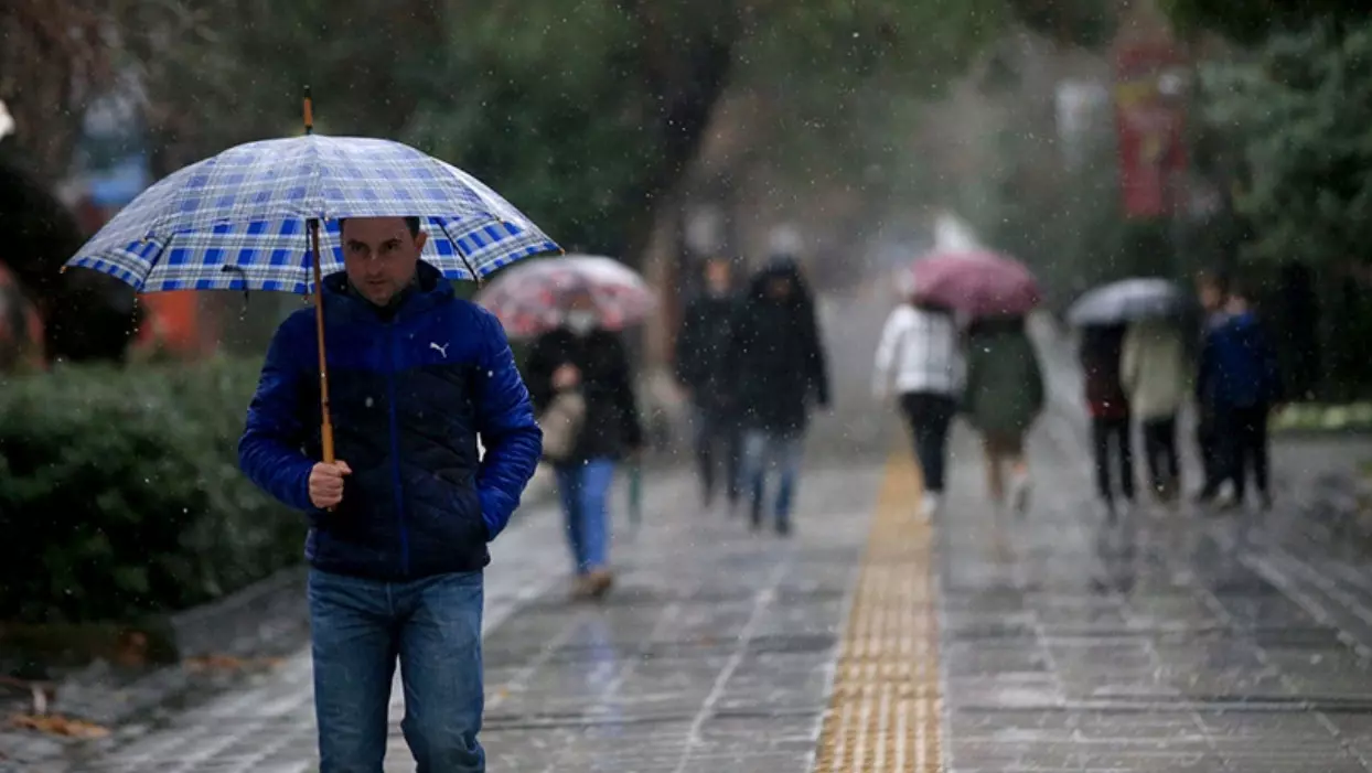 Meteoroloji ‘den yapılan son değerlendirmelerine göre, bugün yurdun birçok bölgesinde