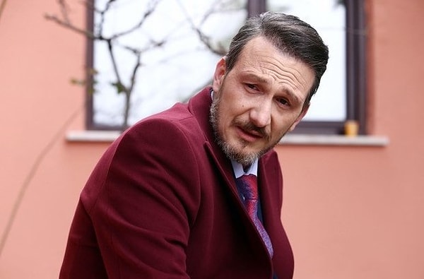 Osman Sonant, TRT tabii'nin dönem dizisi “Sürgünler”in kadrosuna katıldı. Oktay