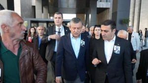 Geçtiğimiz gün Sırrı Süreyya Önder’in cenaze töreninin ardından CHP lideri