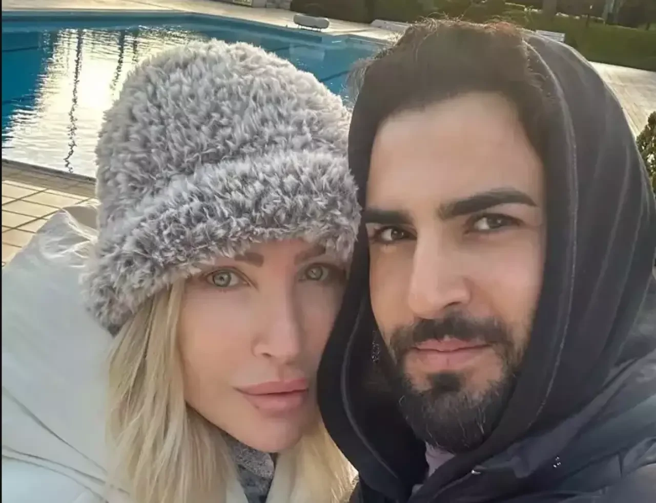 Seda Sayan’dan Nikâh Resti: “Benimle Evleneceksin, Yoksa Zamanımı Alma!” – Eşi Çağlar Ökten’e Net Mesaj