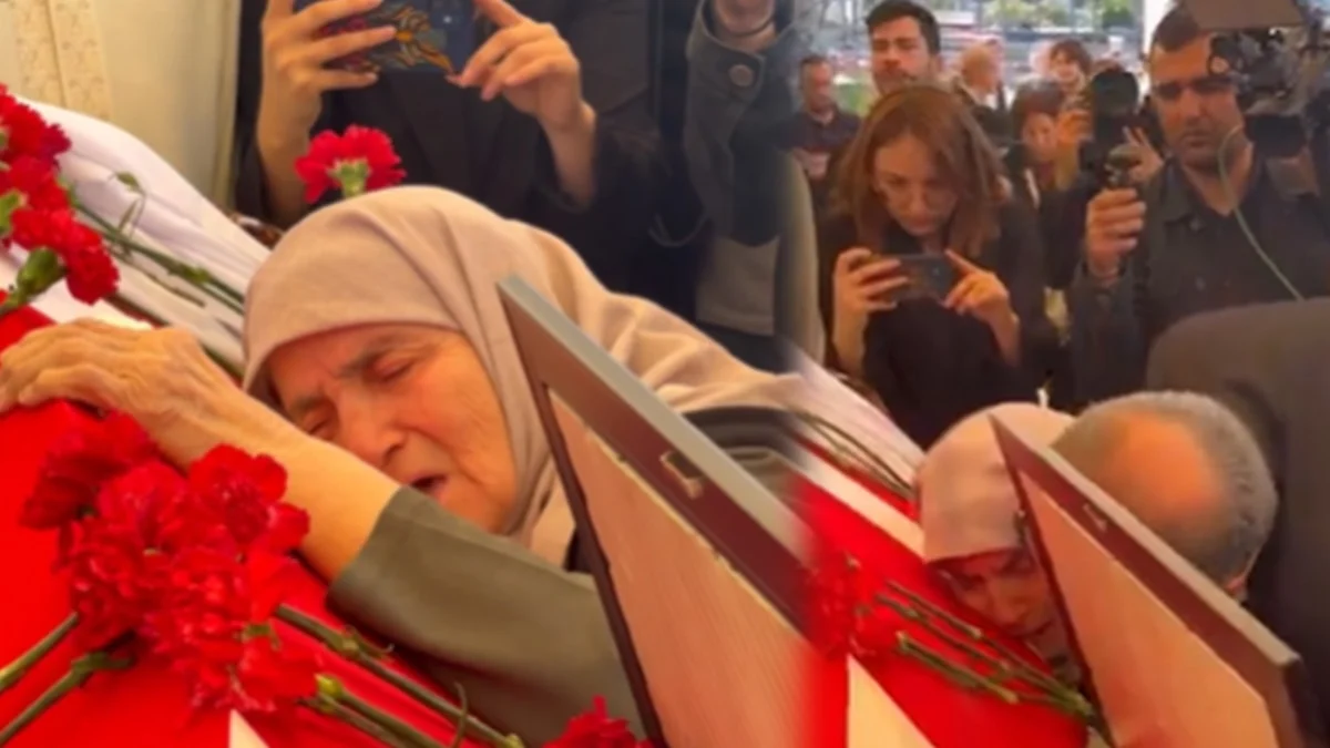 Sırrı Süreyya Önder'in Annesi, Babası Kim? Zeliha Önder Nereli, Babası Nereli?