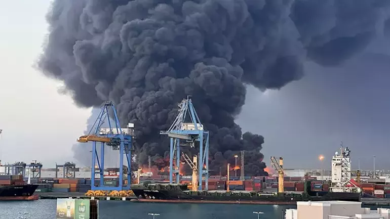 Son dönemde iç savaşın şiddetlendiği Afrika ülkesinde Port Sudan’ın isyancı