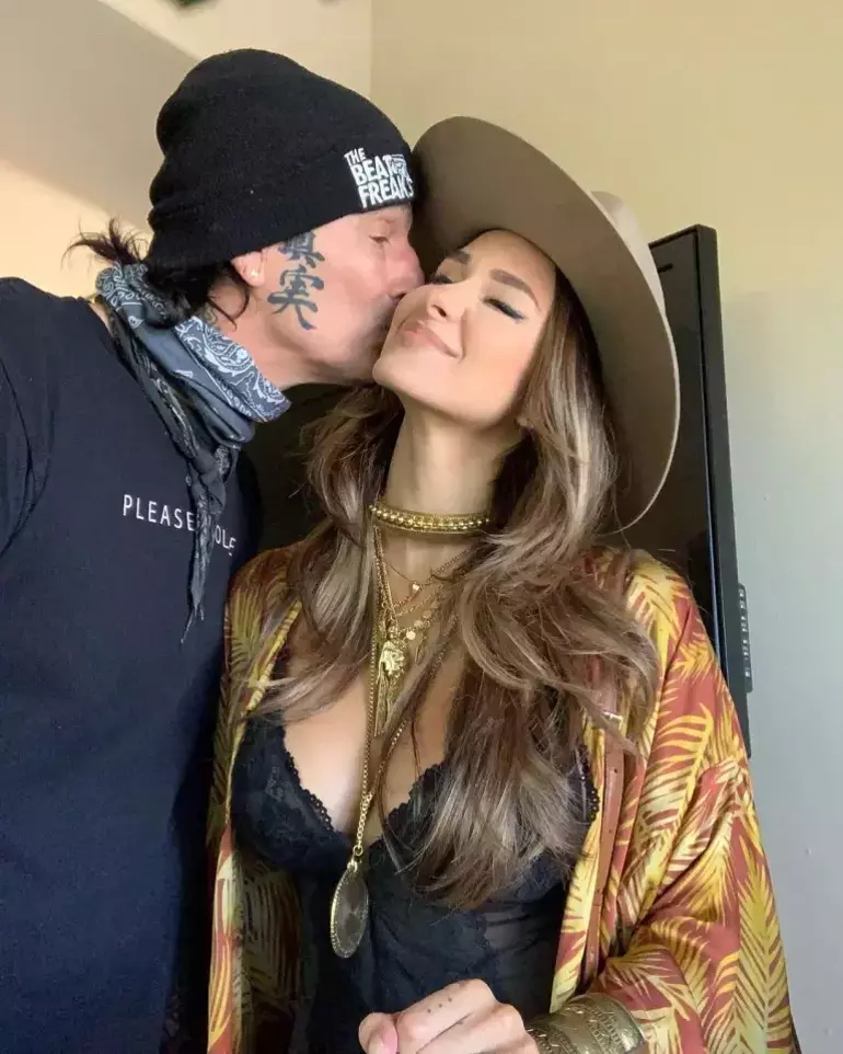 Tommy Lee Dördüncü Kez Boşanıyor! Alkol Yine Evliliği Bitirdi