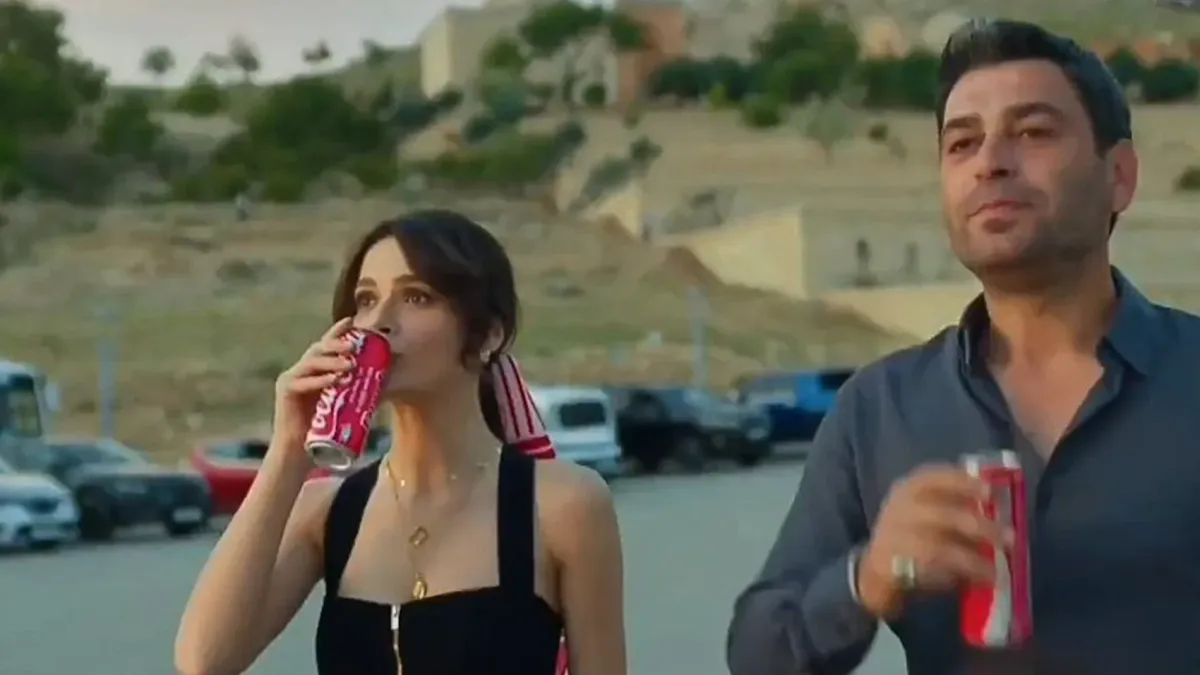 Uzak Şehir Dizisine Boykot Tepkisi: Coca Cola Görünürlüğü Filistin Destekçilerini Kızdırdı!