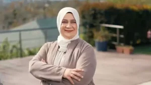 Yemekteyiz Derya Sözüer kimdir? 48 yaşındaki Siirtli yarışmacının mesleği, hayatı