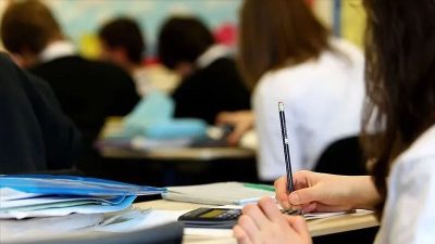 Milli Eğitim Bakanlığı zorunlu eğitimi yeniden yapılandırıyor. Lise eğitimi 3