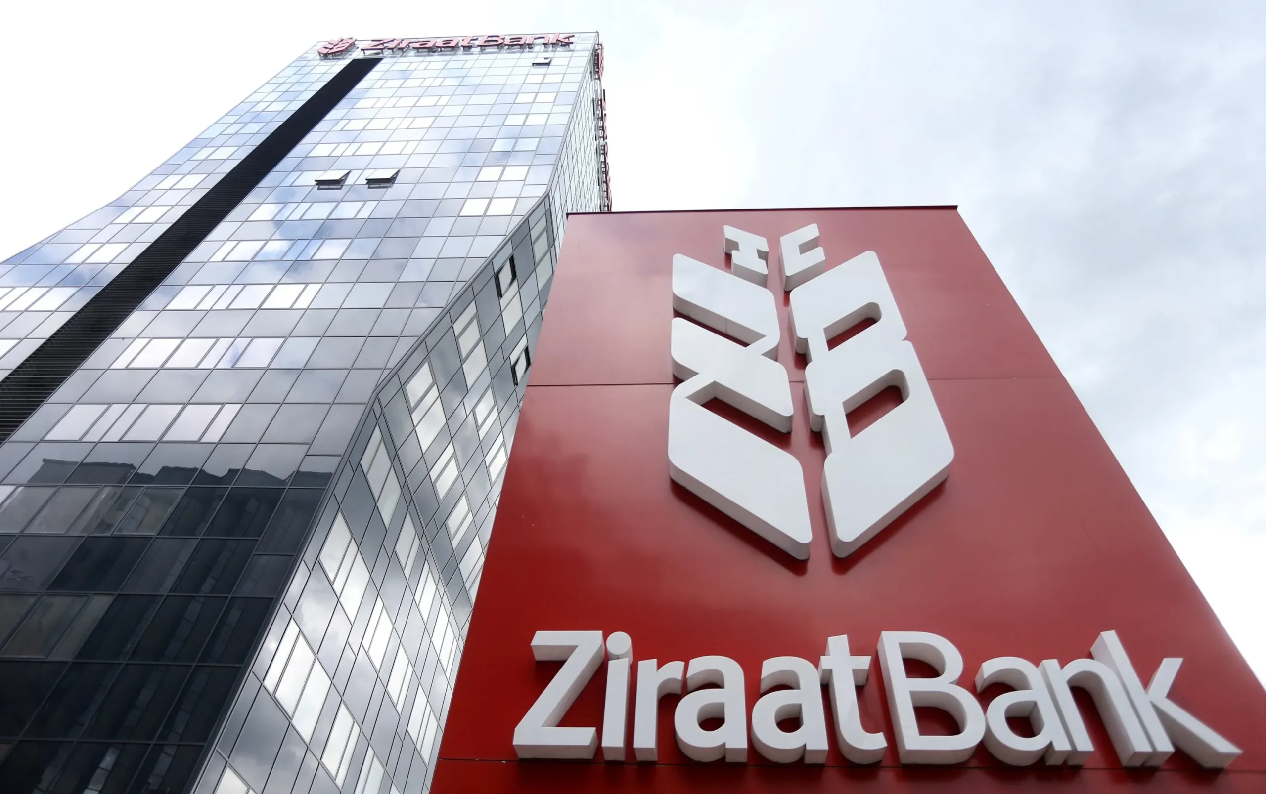 Ziraat Bankası Personel Alımı Başladı! 2025 Yılında Hangi Pozisyonlara Alım Yapılacak? İşte Tüm Detaylar