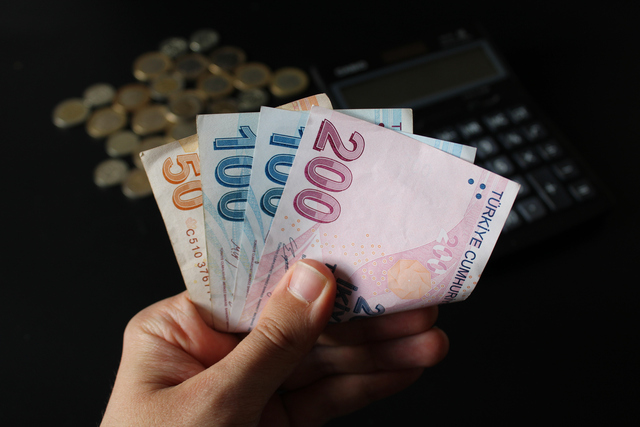 2025 Temmuz Emekli Zammı Yüzde Kaç Olacak? 6 Aylık Enflasyon Farkı Ne Kadar Çıkacak, SSK ve Bağ-Kur Zam Oranı Eşitlenecek mi?