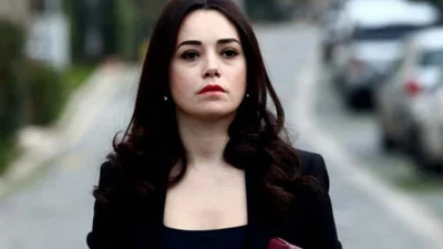 Kıskanmak dizisi Seniha karakteri ile ekrana dönecek olan Özgü Namal