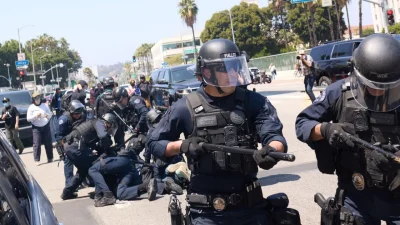 ABD'nin Los Angeles kentinde, Göçmenlik ve Gümrük Muhafaza Dairesi (ICE)