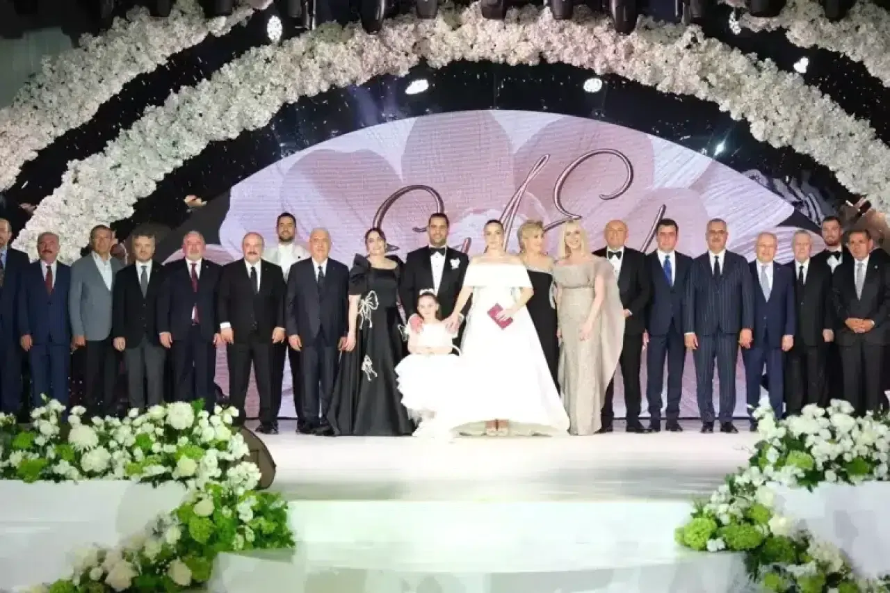 Ahmet Emin Ahlatcı Kimdir? Sinan Engin’in kızı Elif Engin ile evlenen Ahmet Emin Ahlatcı ne iş yapıyor?