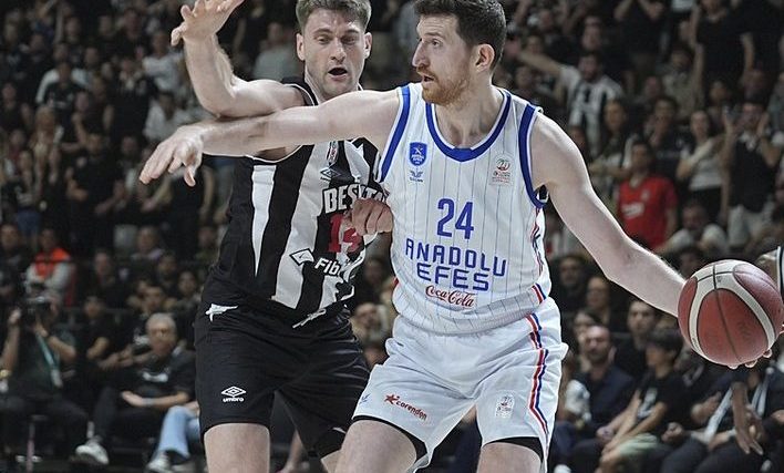 Anadolu Efes-Beşiktaş Fibabanka Maçı Canlı İzle Şifresiz Kanal 10 Haziran 2025 | Türkiye Sigorta Basketbol Süper Ligi Play-Off Yarı Final Maçı beIN Sports 5 Canlı Yayın Bilgileri