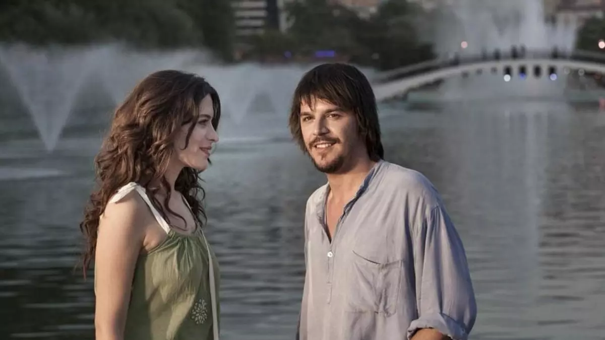Türk sinemasının fenomen filmi geri dönüyor! Aşk Tesadüfleri Sever 3
