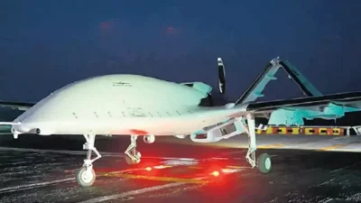 Bayraktar TB3, TCG Anadolu gemisinden gece sortileriyle tarihi bir başarıya