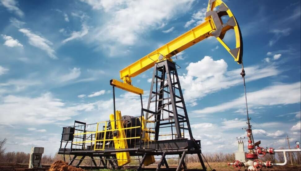 Brent Petrol Fiyatı Neden Düştü, ABD İran’a Savaş Açacak Mı? Trump Askeri Karar Verdi Mi?