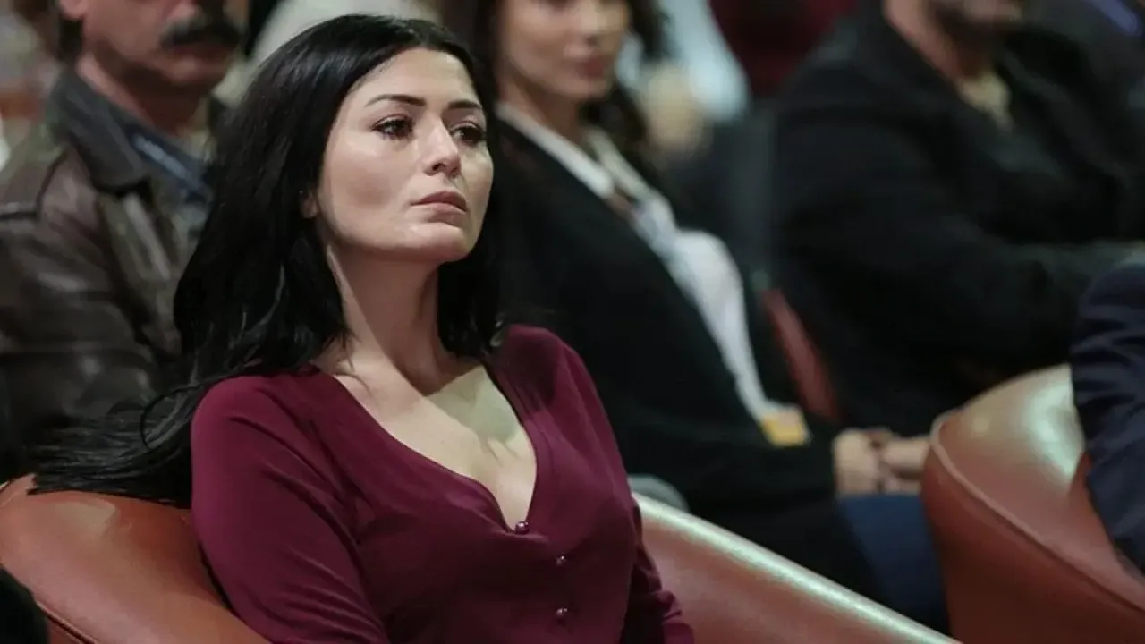Çarpıntı Dizisi Ne Zaman Başlıyor, Konusu Nedir, Oyuncuları Kimlerdir?