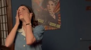 Deniz Baysal, Ayşe Şasa’nın hayatını anlatan TRT tabii dizisi “Ayşe