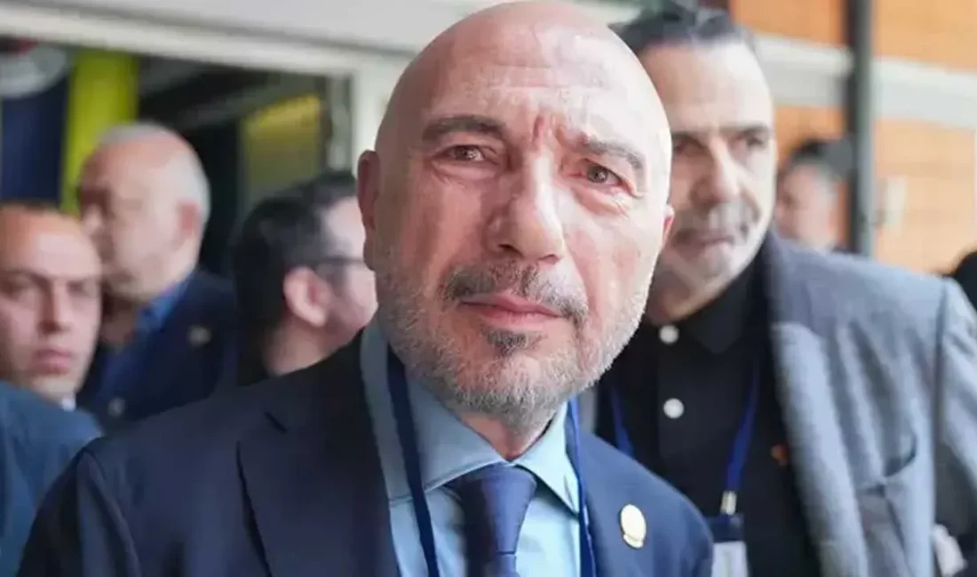 Fenerbahçe eski yöneticisi Hakan Bilal Kutlualp, Demirören Haber Ajansı’na yaptığı