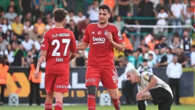 Trendyol Süper Lig 2024/25 sezonunun 38. haftasında Beşiktaş, deplasmanda küme