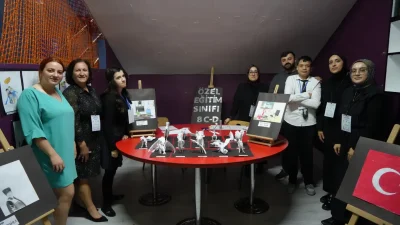 Sultangazi Mevlana İlkokulu özel eğitim öğrencileri Abdülsamet Aytimir ve Şevval