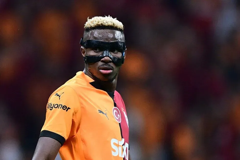 Galatasaray'ın Napoli'den kiraladığı Victor Osimhen, sarı-kırmızılılardan 5 yıllık sözleşme ve