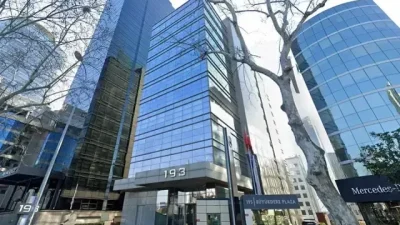 Eczacıbaşı Holding, İstanbul Şişli Levent’teki 193 Ofis Binası’nı 2,25 milyar