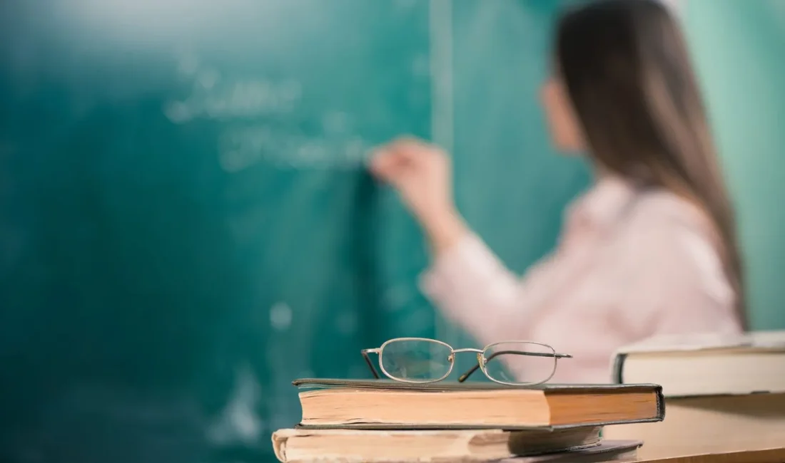 Milli Eğitim Bakanlığı, kadrolu öğretmenlerin iller arası isteğe bağlı yer