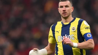 Real Madrid, yedek forvet arayışları kapsamında Fenerbahçe’den ayrılan Edin Dzeko’yu