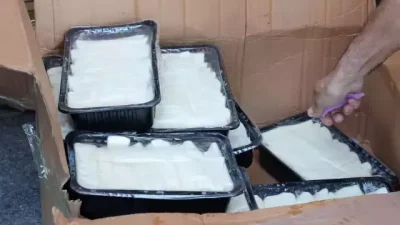 Antalya Otobüs Terminali'nde Soğuk Zincir Kurallarına Uymayan 700 Kilogram Peynir