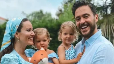 2016 yılında evlenen oyuncu çift Pelin Akil ve Anıl Altan,