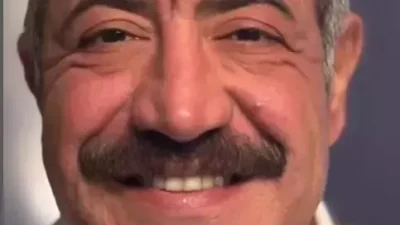 Türk müziğinin sevilen ismi Hakan Altun, yıllardır imzası haline gelen