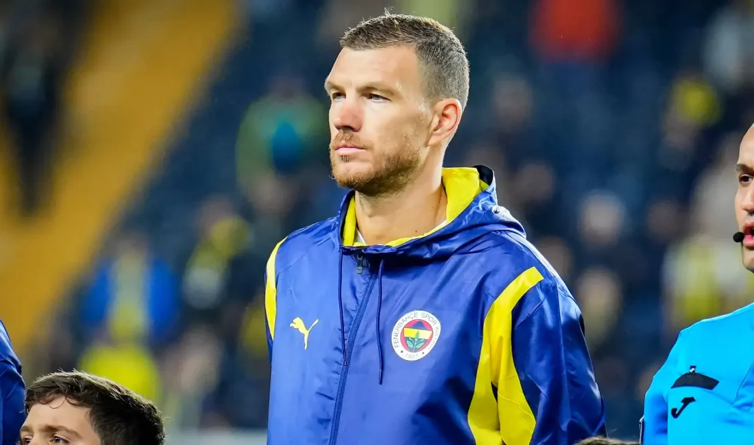 Süper Lig devi Fenerbahçe ile yollarını ayıran Edin Dzeko, yeniden