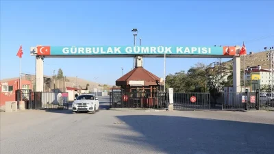 Ağrı’nın Doğubayazıt ilçesinde yer alan Gürbulak Sınır Kapısı, İran’daki yabancı