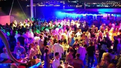 Muğla’nın Marmaris ilçesinde, eğlence mekanlarına yönelik denetimler devam ediyor. Sosyal