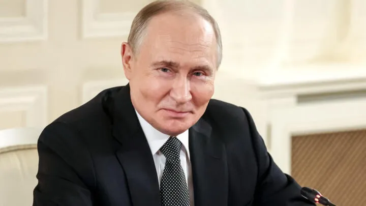 Rusya Devlet Başkanı Vladimir Putin, St. Petersburg'da düzenlenen Uluslararası Ekonomik