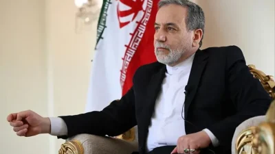 İran Dışişleri Bakan Yardımcısı Abbas Erakçi, İngiltere, Almanya ve Fransa