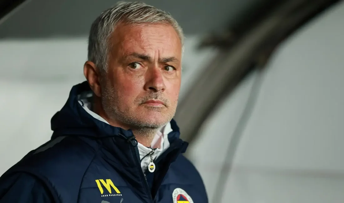 Sezonun bitmesiyle birlikte Fenerbahçe’de Jose Mourinho ile yolların ayrılacağı iddia