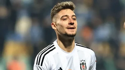 Beşiktaş’ta Arnavut futbolcu Ernest Muçi, cazip bir teklif gelmesi halinde