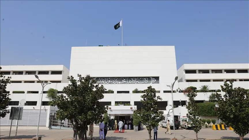 Pakistan hükümetinden şaşırtan karar. Orta doğunun ateş hattı olması ve