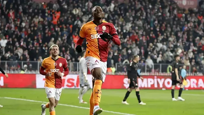 Galatasaray, Leroy Sane transferinin ardından tüm dikkatini Victor Osimhen hamlesine