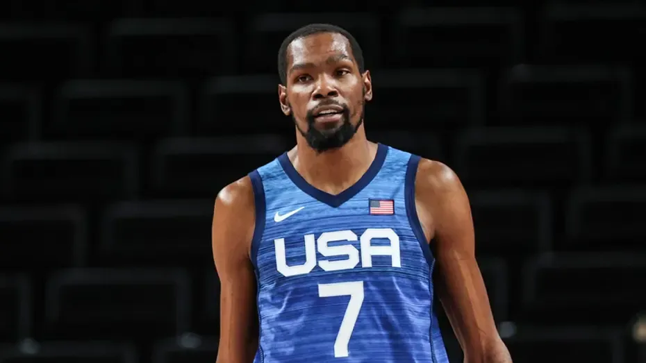 NBA’de sezonun en çok konuşulacak takaslarından biri gerçekleşti.